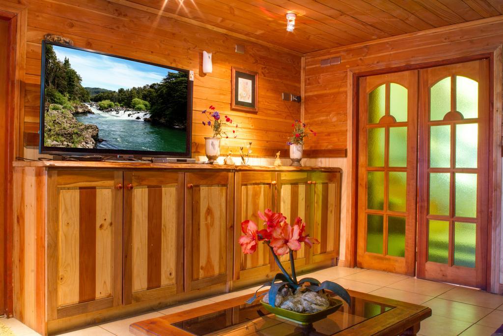 Hostal Pucon Sur Esterno foto
